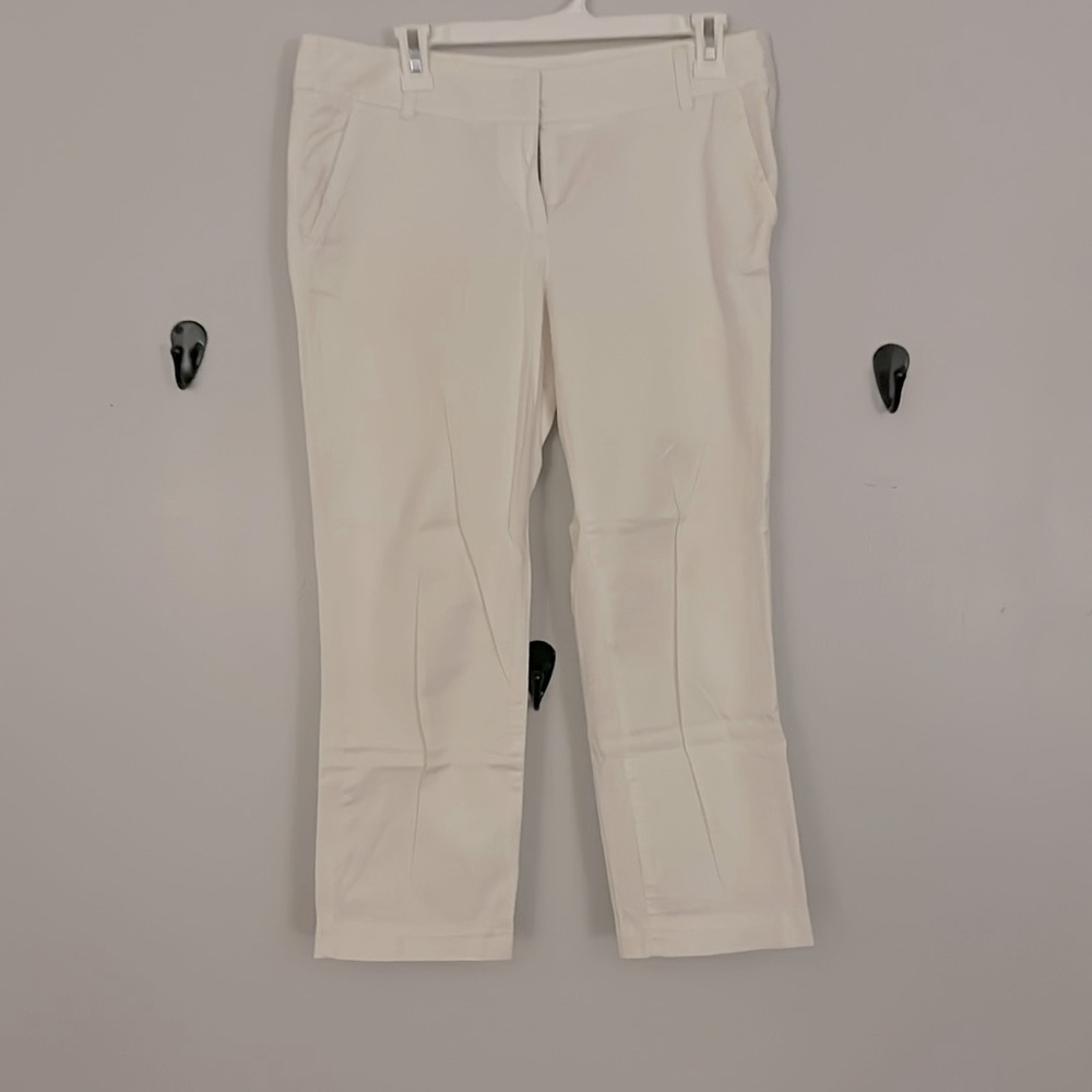 Ann Taylor loft, white capris